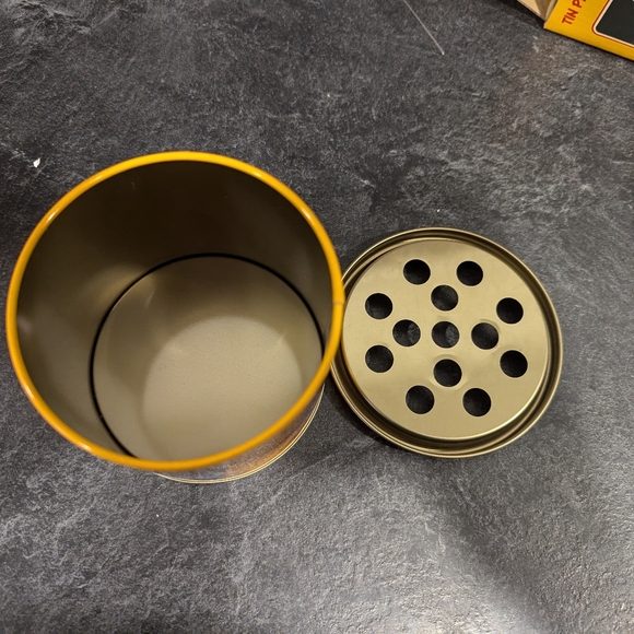 Collectors "Get Along Gang" crayon /pencil holder - Picture 3 of 5